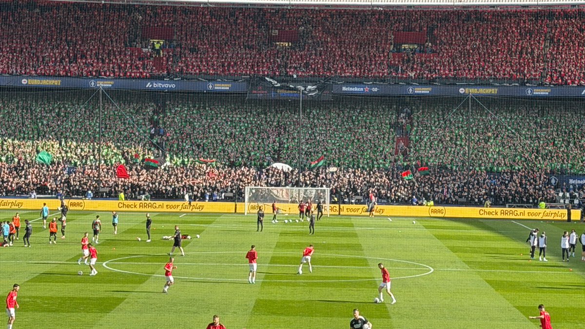 🄱🄰🅁🄴🄽🄳 tweet media