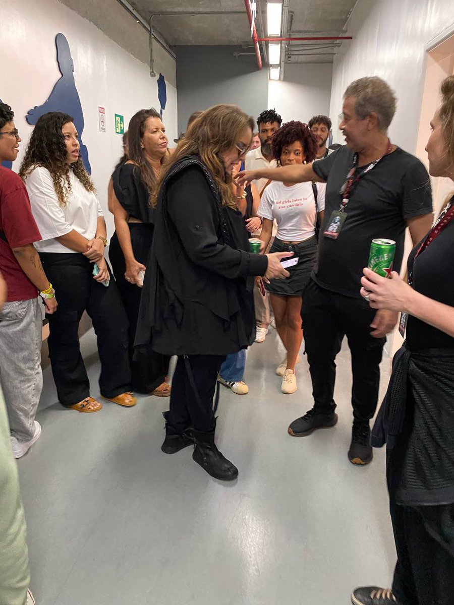 Ana Carolina Team tweet media