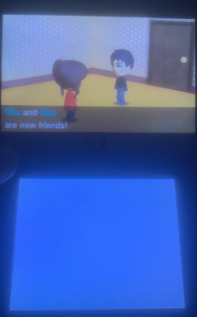 hiraijv's tweet image. todos jogando o novo tomodachi life e eu com inveja vim jogar o do 3ds #fomo #3ds
