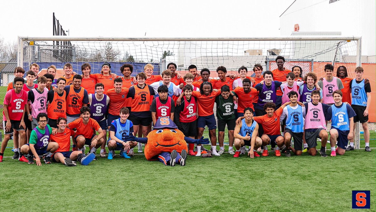 CuseMSOC's tweet image. We had a great time with @ottosarmy on Saturday!

Thank you all for joining us and for your continuous support! Go Orange!🍊⚽️

#DareToDream
