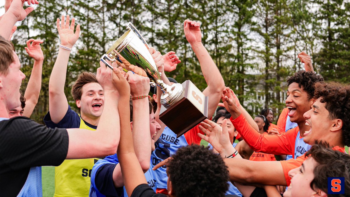 CuseMSOC's tweet image. We had a great time with @ottosarmy on Saturday!

Thank you all for joining us and for your continuous support! Go Orange!🍊⚽️

#DareToDream