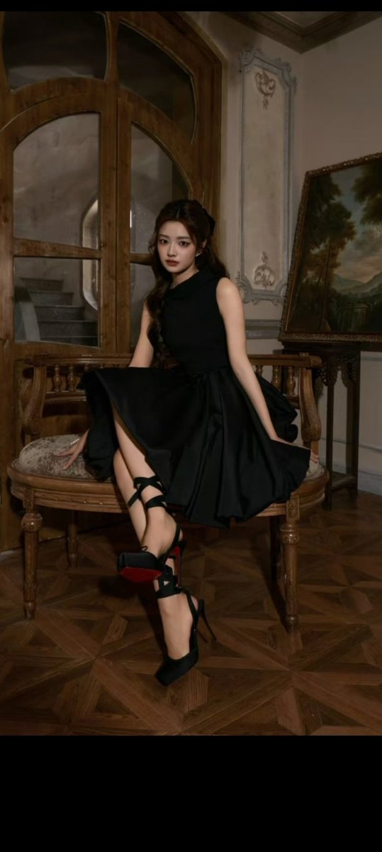 PrincilloVine's tweet photo. Lady in Black so Pretty.😍😍😍
#Xuruohan X  Curiel
4/19/26 https://t.co/HcnKW3ll7X