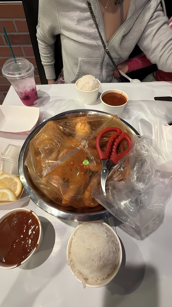 ฿д¢ةИ🇩🇴𐕣𓃶 tweet media