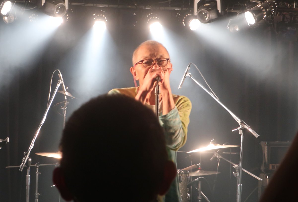 RRZZ12's tweet photo. 4/19渋谷O-nestでのガセネタ。現体制は初目撃。ギターが浜野純感ある! 使ってるのも同じHS AndersonのMadCat。この体制でまた観られるなら是非また観たい。 https://t.co/wZca7Duuox