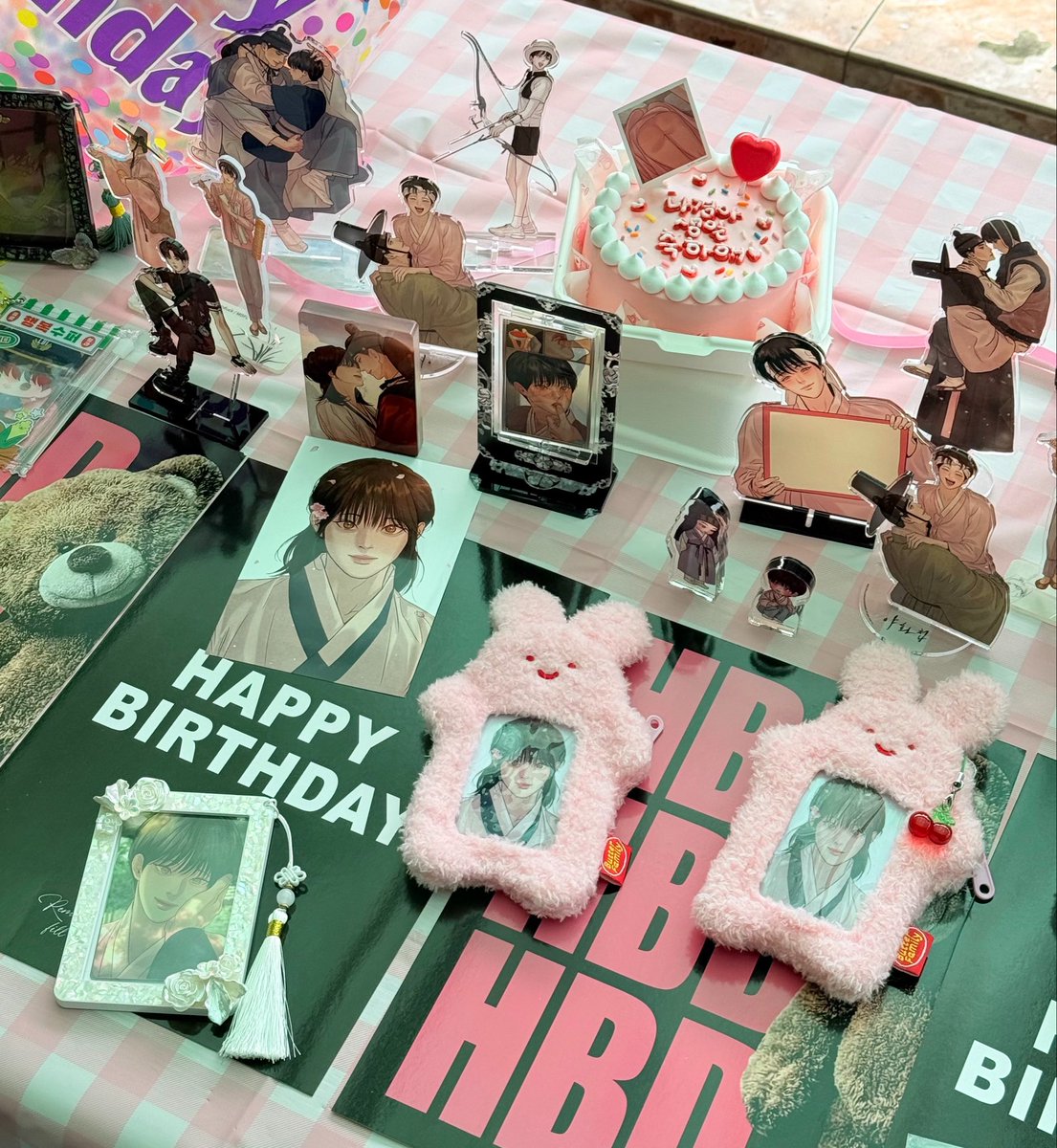나겸이 생일 축하해 🎂🥳🎉
너무 귀엽고 사랑스럽다. 보고 싶은 나겸이 💕
#0420_HAPPY_NAKYUMDAY
#0420_나겸아_생일_축하해 
#야화첩 #PainterOfTheNight #夜画帳