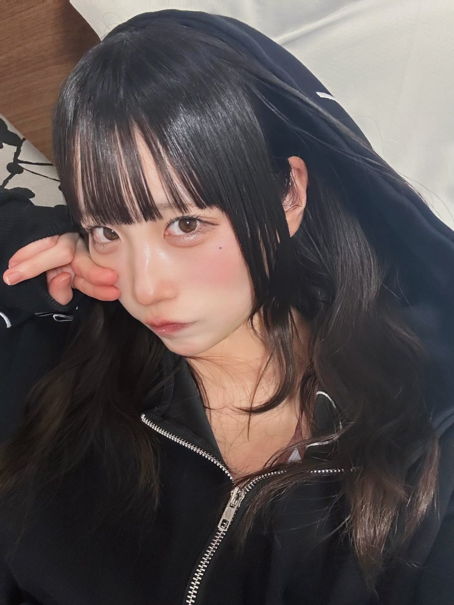 なの💌 tweet media