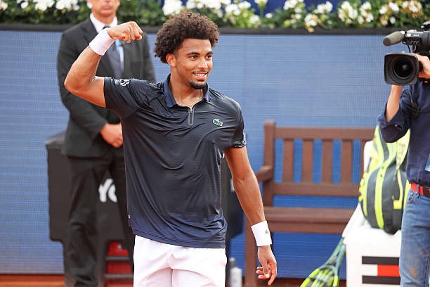 Fils d. Rublev 6-2 7-6

Arthur is the Barcelona champion

Last match, he became the first man born in 2004 or later to record 100 tour-level wins

And he just showed why with his performance today

✅4th ATP title
✅3rd clay title
✅Won 16 of last 19 matches

Allez

🇫🇷