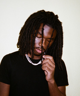 praisegio tweet media