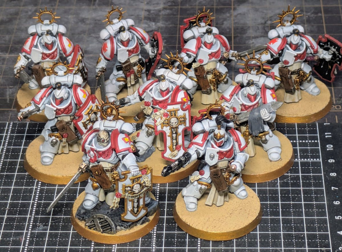 アキラメロン tweet media