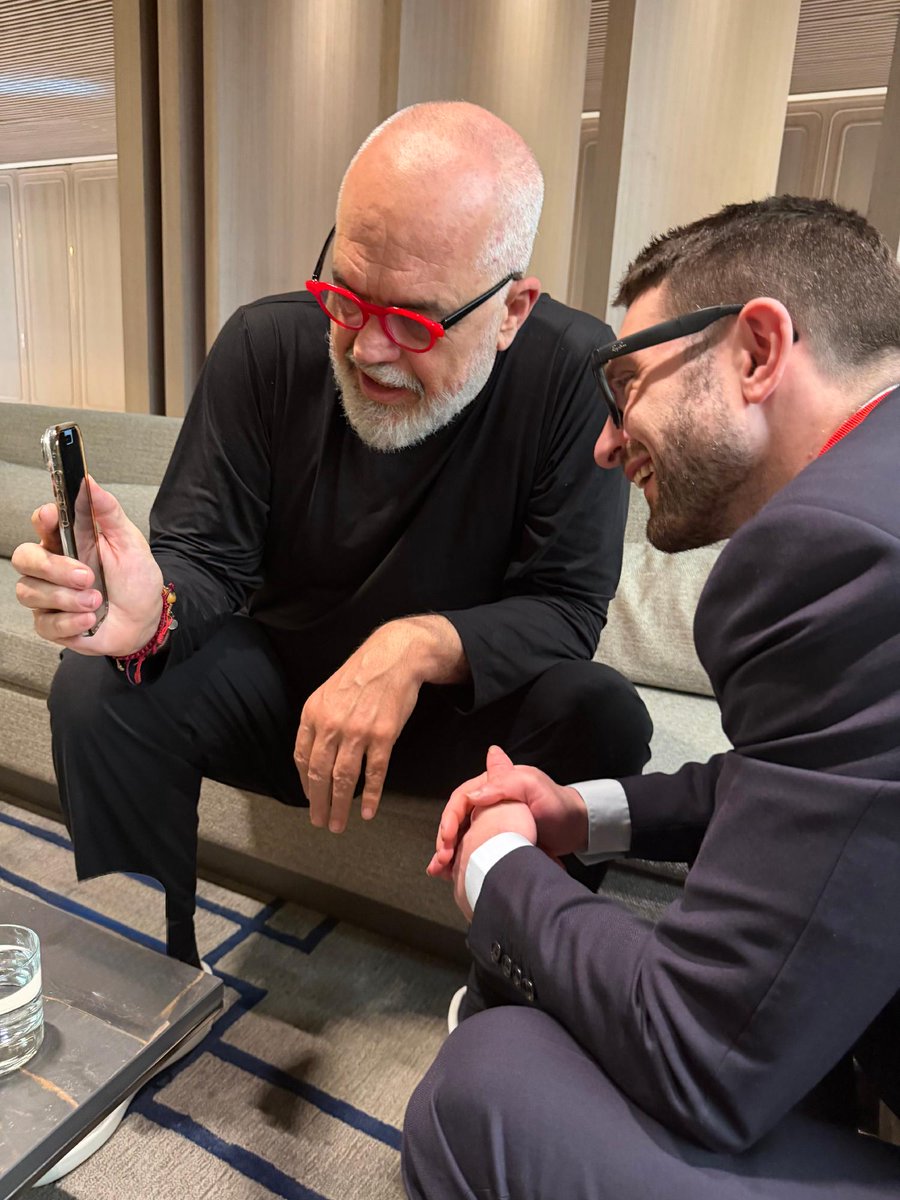 Alex Soros tweet media