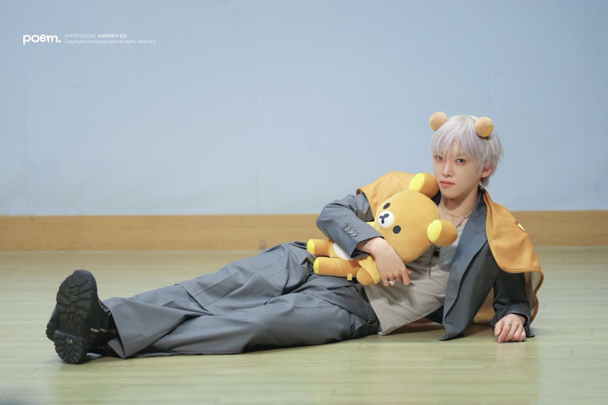 writeuapoem's tweet photo. 260419 헬로라이브

#나캠든 #KAMDEN #앰퍼샌드원
#나두빈 #カムデン #AMPERSANDONE https://t.co/Nbv3YcqDv3