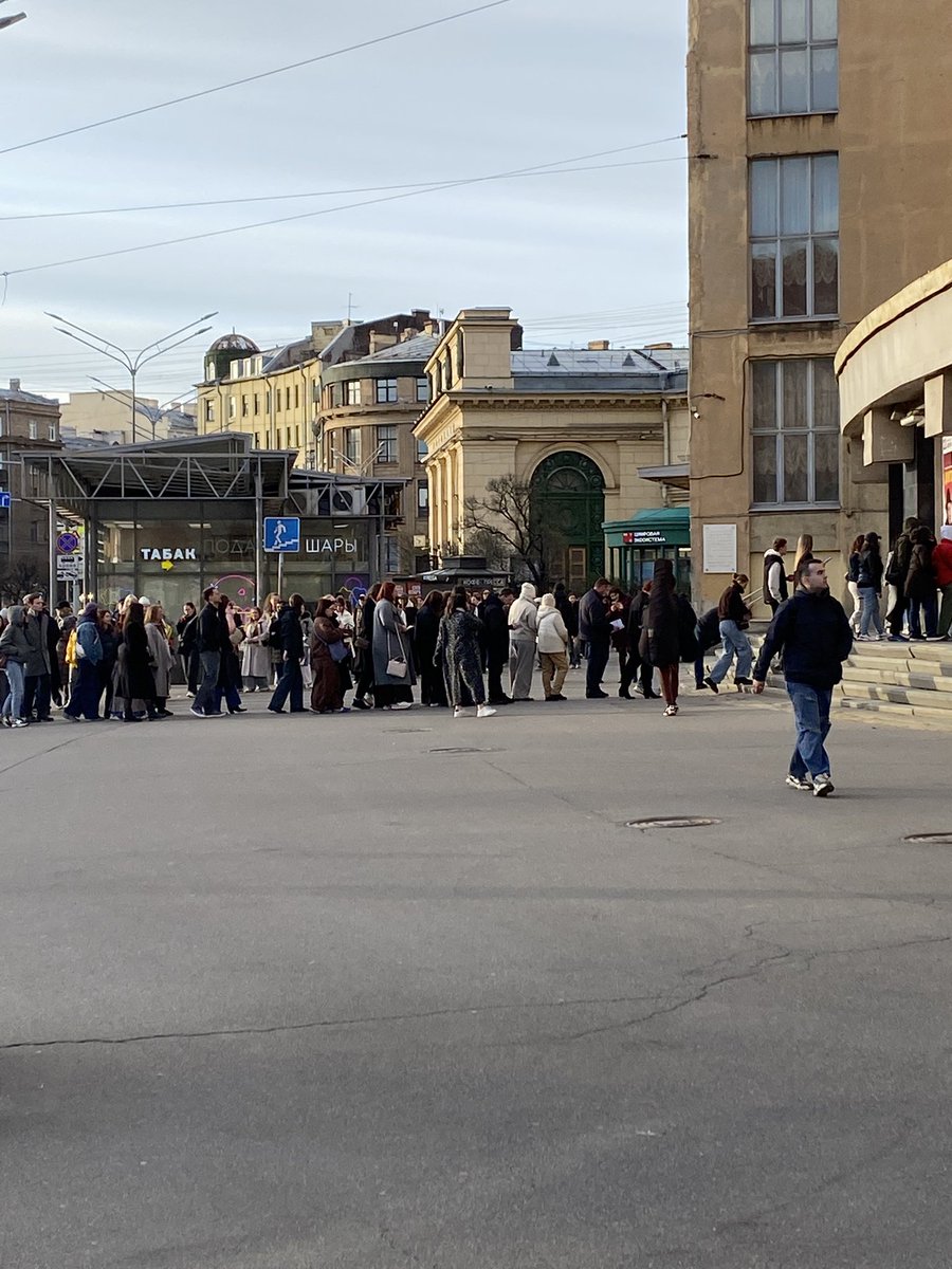 Сегодня прям плотненько от метро идем 💪🏻