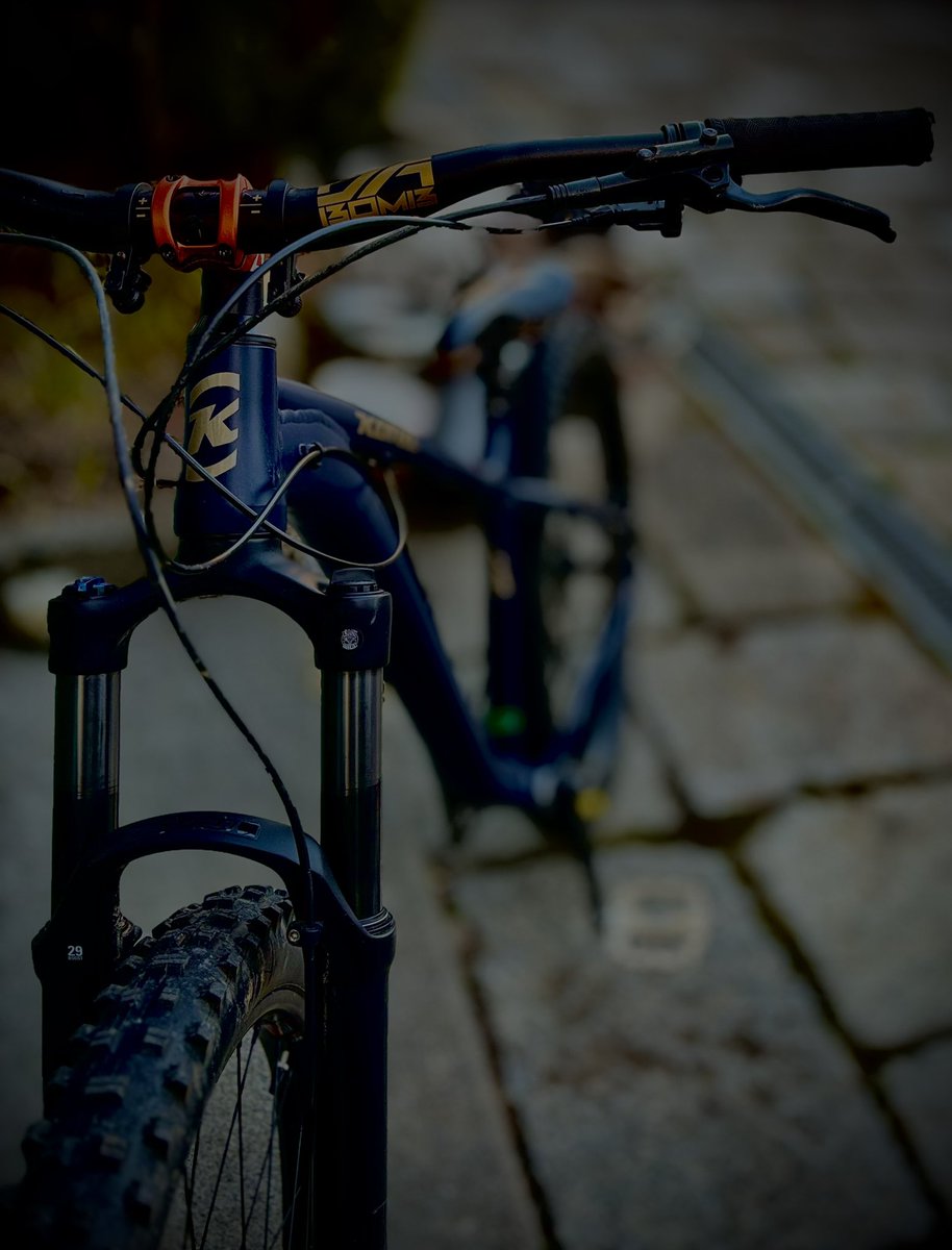 Ahita3777's tweet image. 写真撮るの楽し〜

#kona
#ビックホンゾ
#マウンテンバイク
#MTB