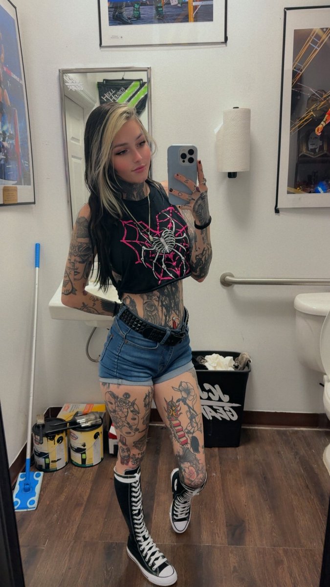 lostgirl tweet media