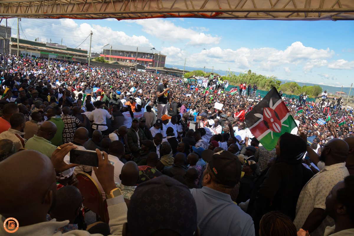 wanjirunjira's tweet image. I'm so proud of Nakuru people today! Sijafika ground iko wantam kama Naks! Goons walikam but the people stoned them away! It was overwhelmingly wonderful! RutoMustGo is around the corner! #RutoMustGo #Tuesday!