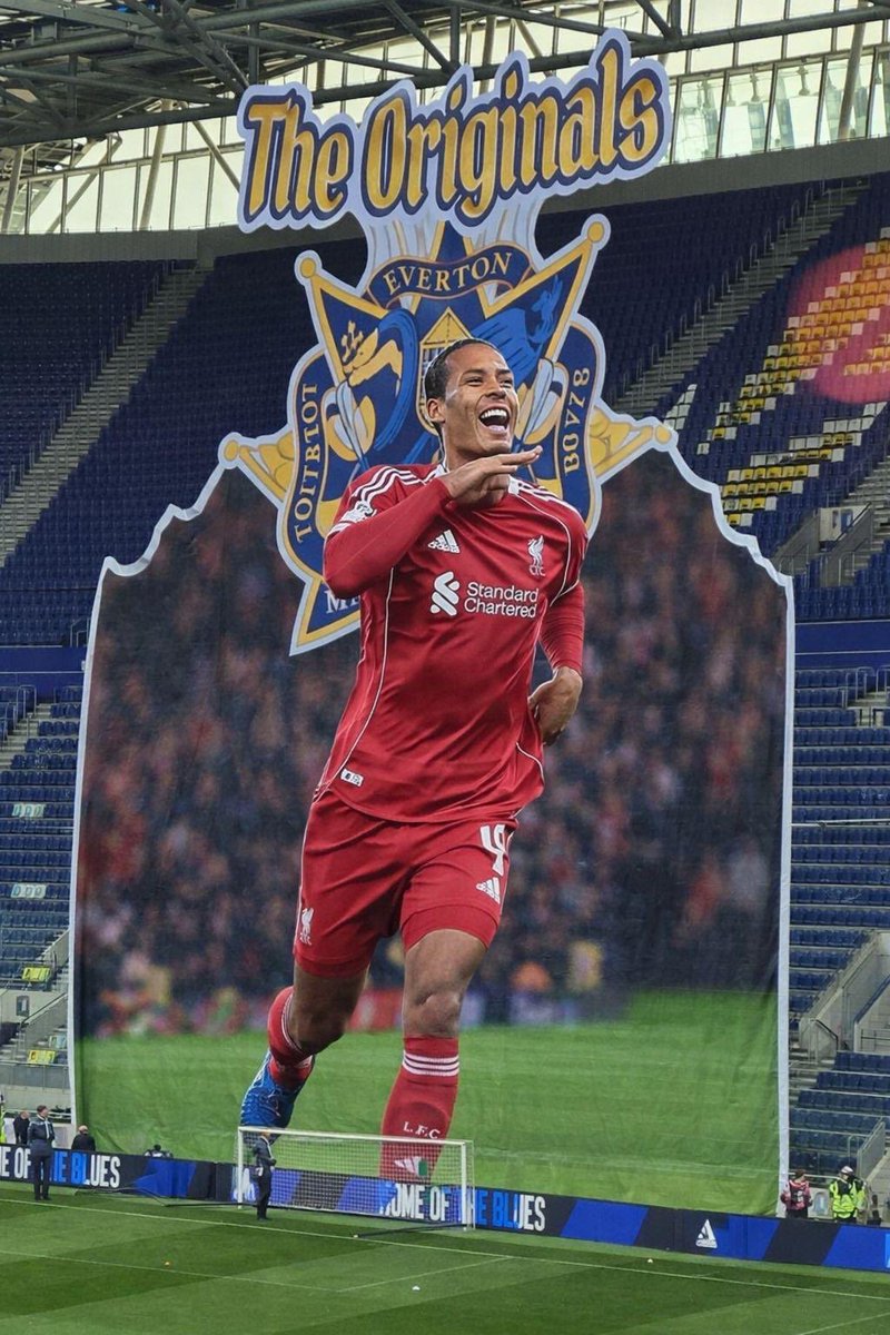 LFCHistoryShow's tweet image. Tough game. But that Tifo they had was spot on. #Liverpool #Everton #Derby