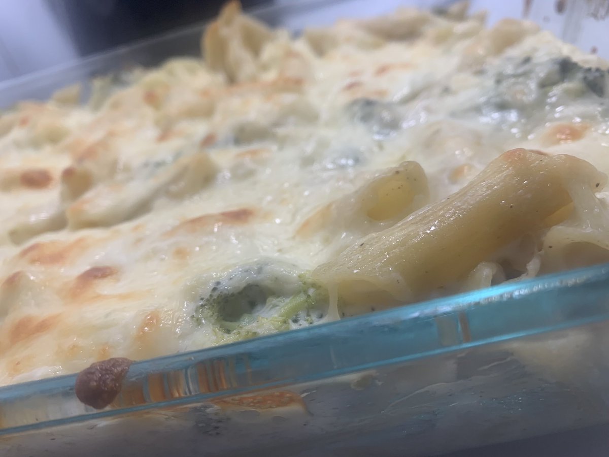 LynneMcbri8140's tweet image. My #datenight casserole Saturday night turned out pretty good! Thanks for a great weekend @SeanAll1978 🥰