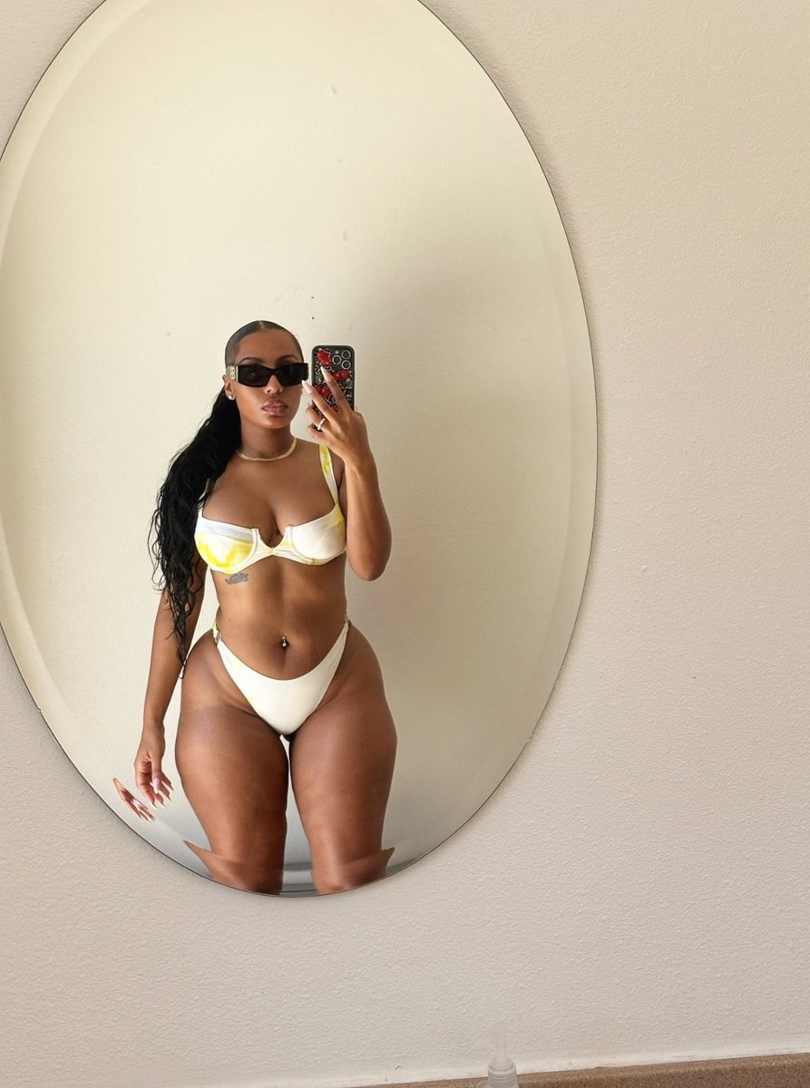 Middle of The Week tweet media