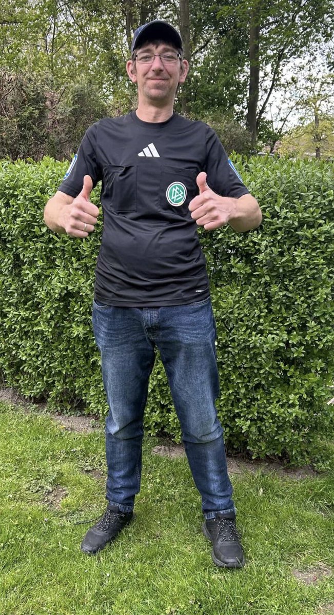 Dirk g. Schlarmann tweet media