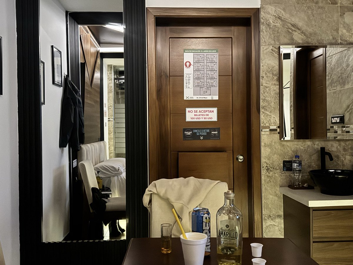 APHRODITE CLUB tweet media