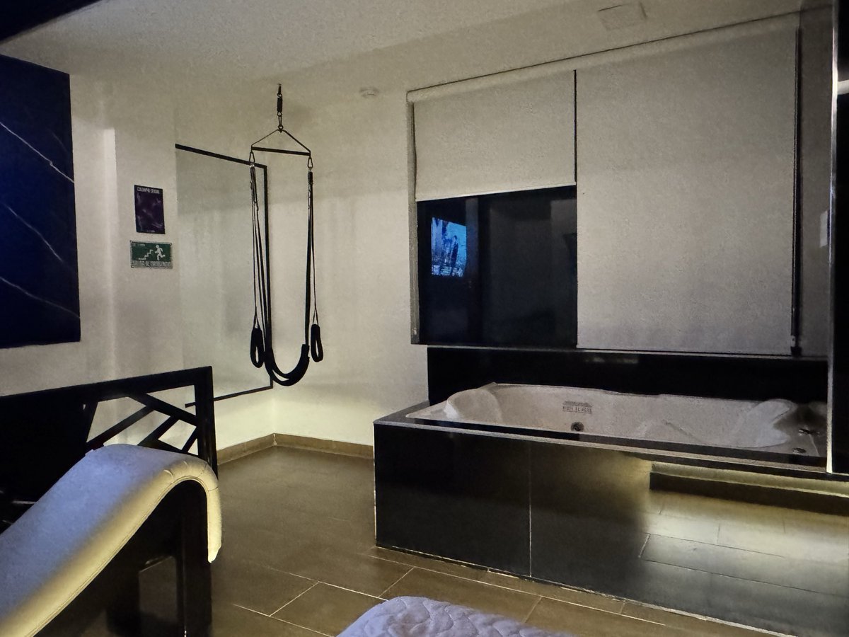 APHRODITE CLUB tweet media