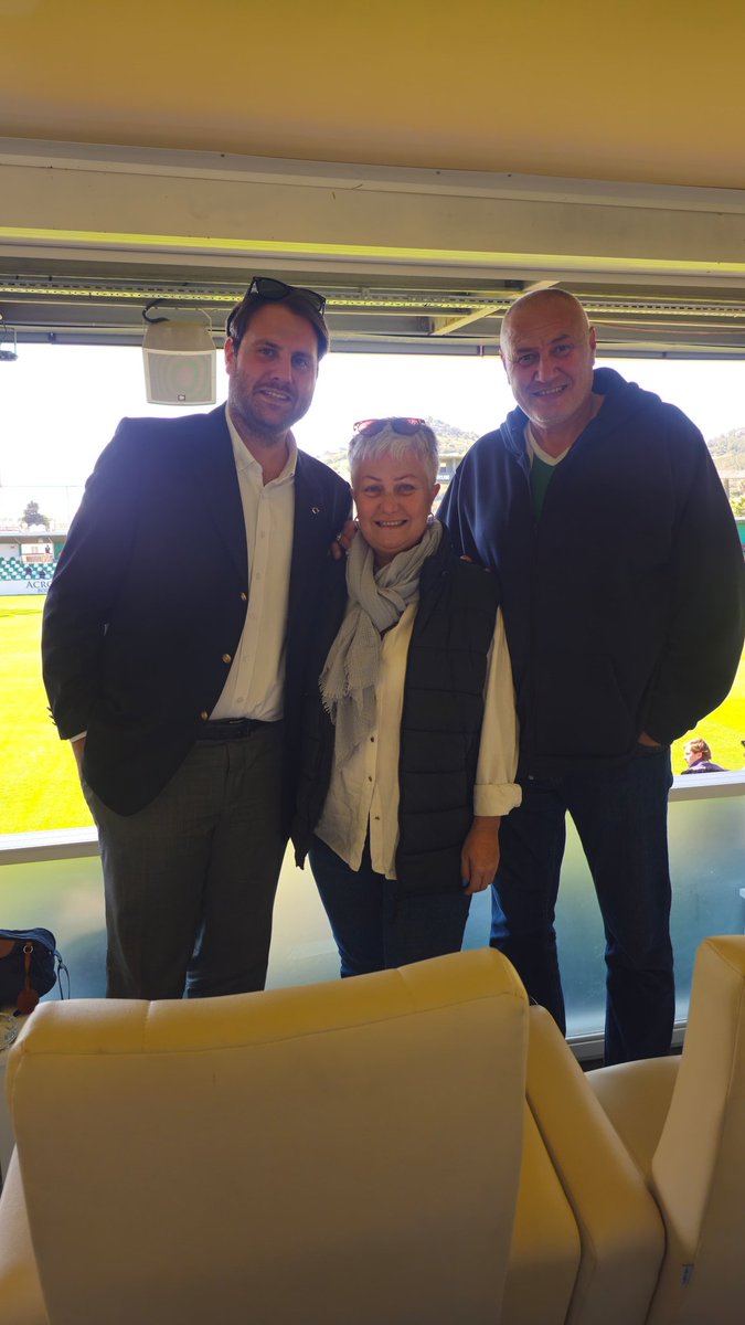 Bodrumspor - Erzurumspor maçındayız..Şampiyon olan dadaşları tebrik ediyorum...
#bodrum #erzurum