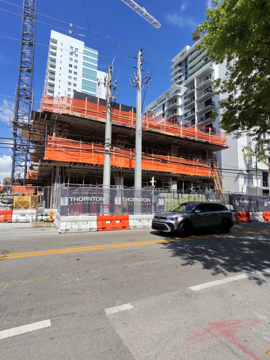 volvoshine's tweet image. Projects in West Brickell are really picking up steam... Except Mercedes Benz Places of course 😂
#Miami #RealEstate