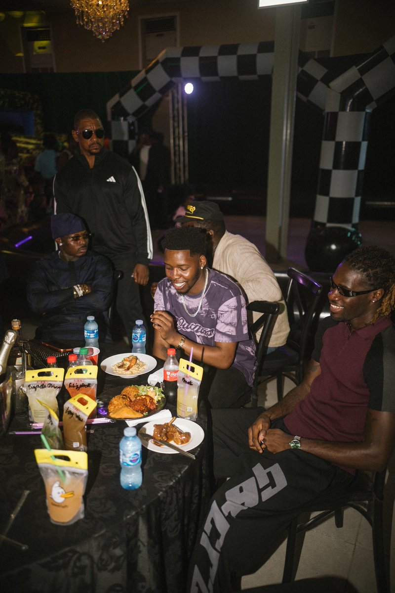 SMADA🏂 tweet media