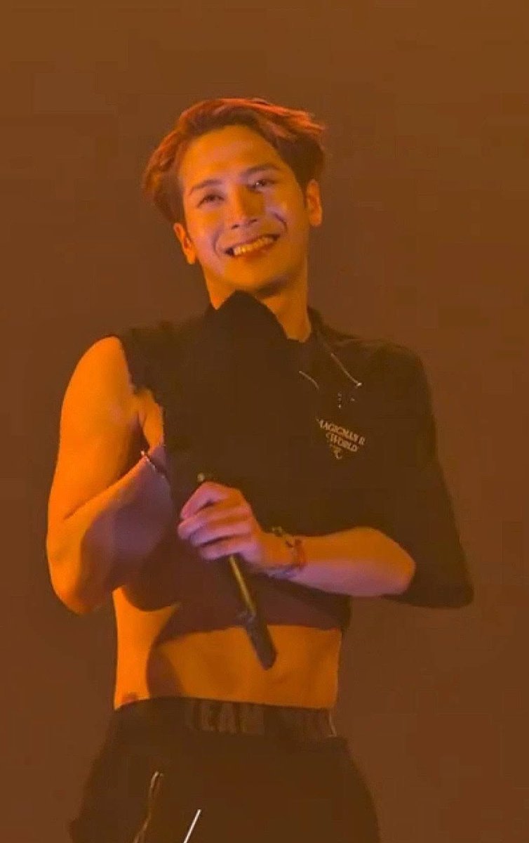 yolo 🪭✨ tweet media