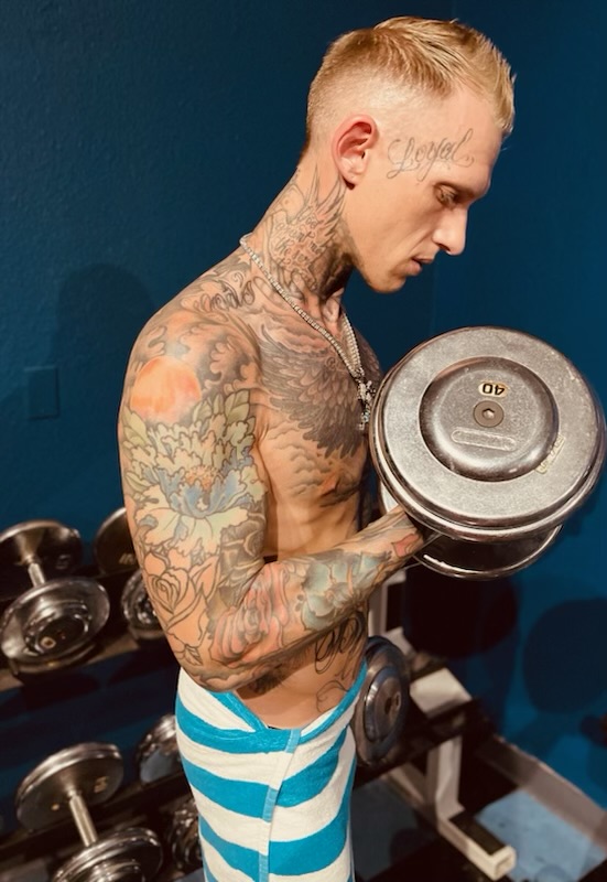 Sunday funday with Matthew!
vegasgayspa.com
#EntourageSpa
#GaySpaLasVegas
#TheONLYAllGayMaleSpaLasVegas
#EntourageGayMensSpa
#WeCanHost #MoreAmenitiesLessPrice #MoreRoomsLessPrice #EntourageGaySpaLasVegas #GaySpaLasVegas