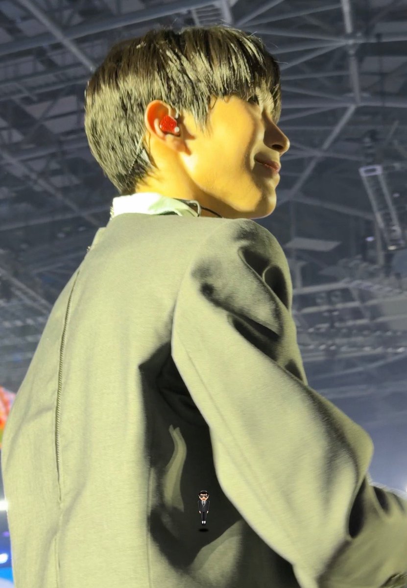 🕴🏻 tweet media