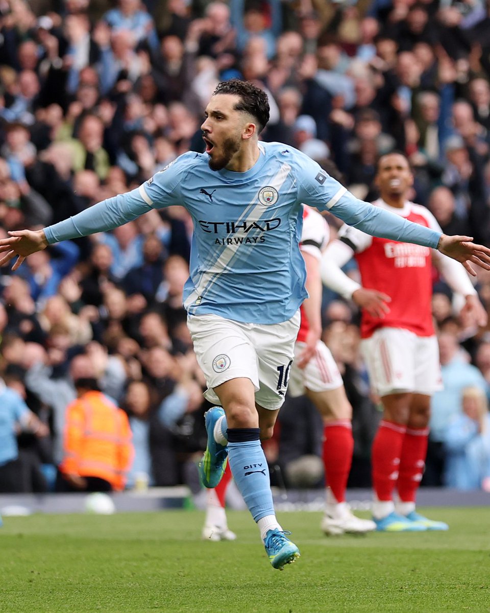 OfficialFPL's tweet image. ⚽️ 4 goals
🅰️ 11 assists

Rayan Cherki is enjoying a fine debut #FPL season 😮‍💨