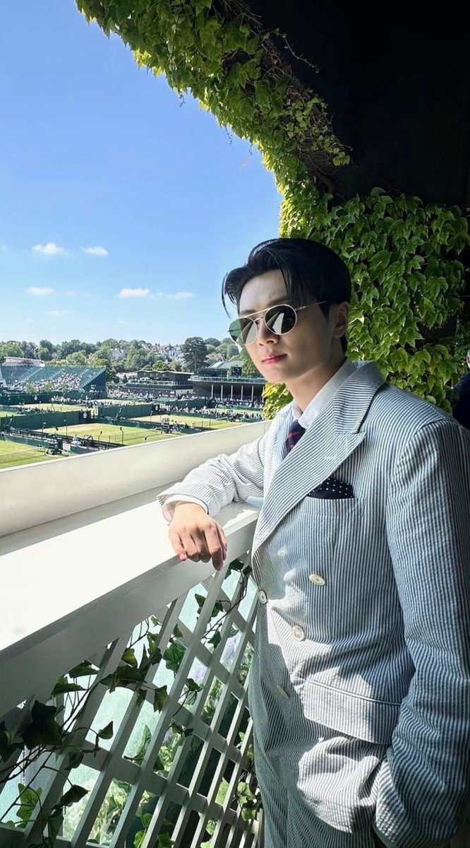 Mayor Jong Happy Birthday!!! 
🥂

#HAPPY_JAY_DAY #빠지면_끝까지_집념의_쫑냥이_생일 #쫑쫑_걸음마다_좋은일만_가득