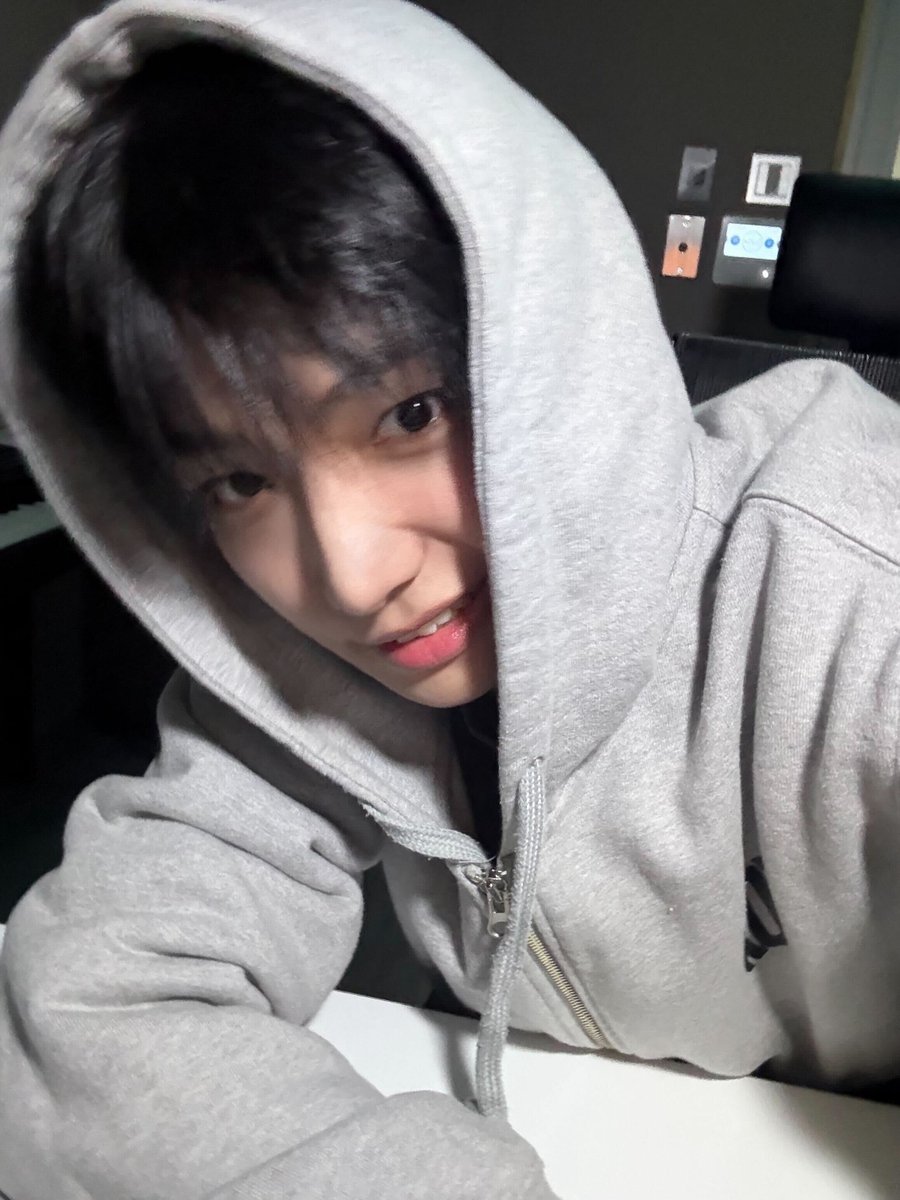 먕 tweet media