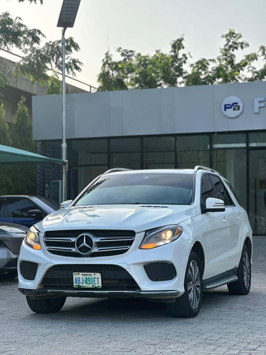 Royalautos_'s tweet photo. PREMIUM LISTING ✨ 
 MERCEDES BENZ  GLE350 2016 MODEL

PRICE: 26M
#ROYALAUTOS_NG

ABUJA 🇳🇬

📞 08149849405 https://t.co/j3BqytKYKl