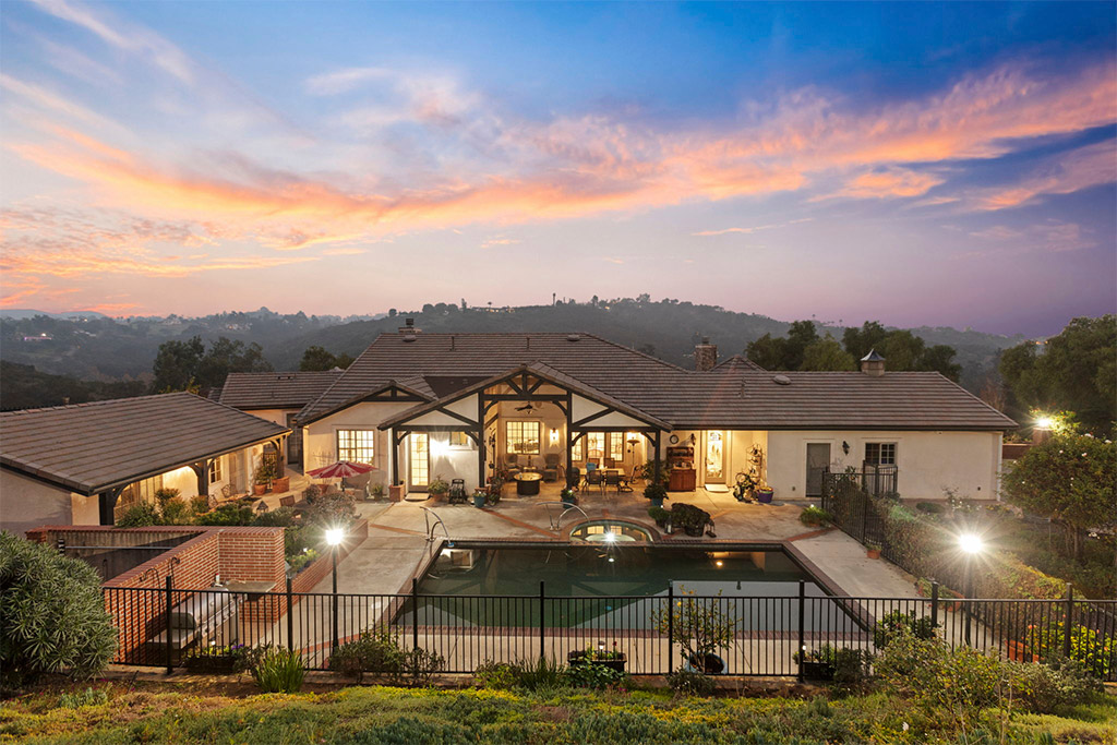 Dream Homes Magazine tweet media