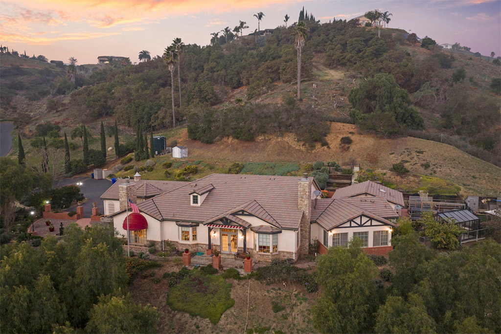 Dream Homes Magazine tweet media