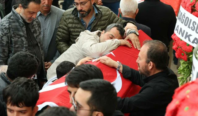 Turkcha #OkullardaKatliamaHayır tweet media