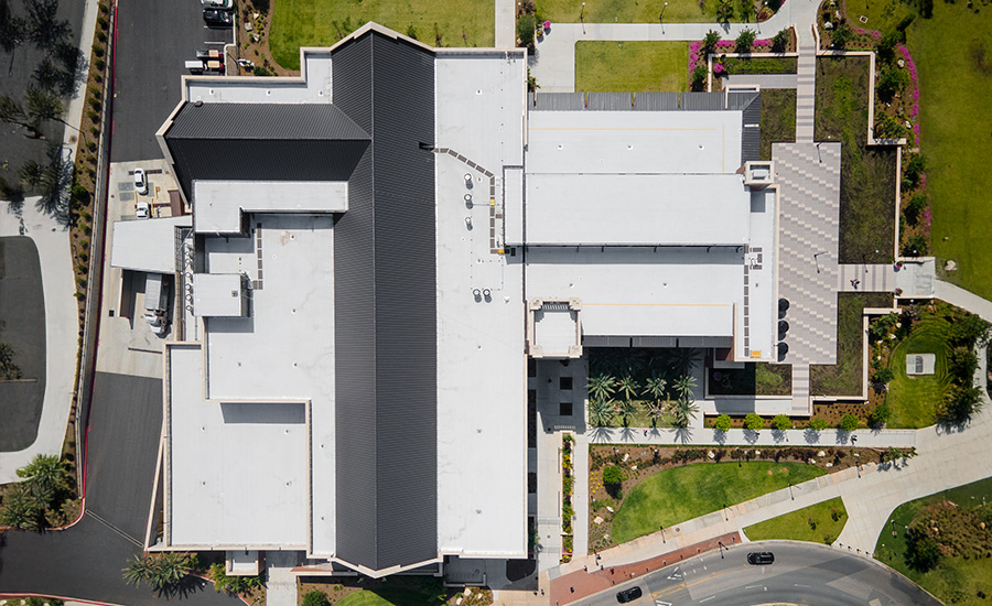 RoofContr's tweet image. A modern campus needs a modern roof. FSU’s updated student union features a high-performance system designed to handle the elements.
See more ➡️ brnw.ch/21x1JyI

📸 Siplast 

#Roofing #CampusConstruction #FSU #GreenRoof #Sustainability