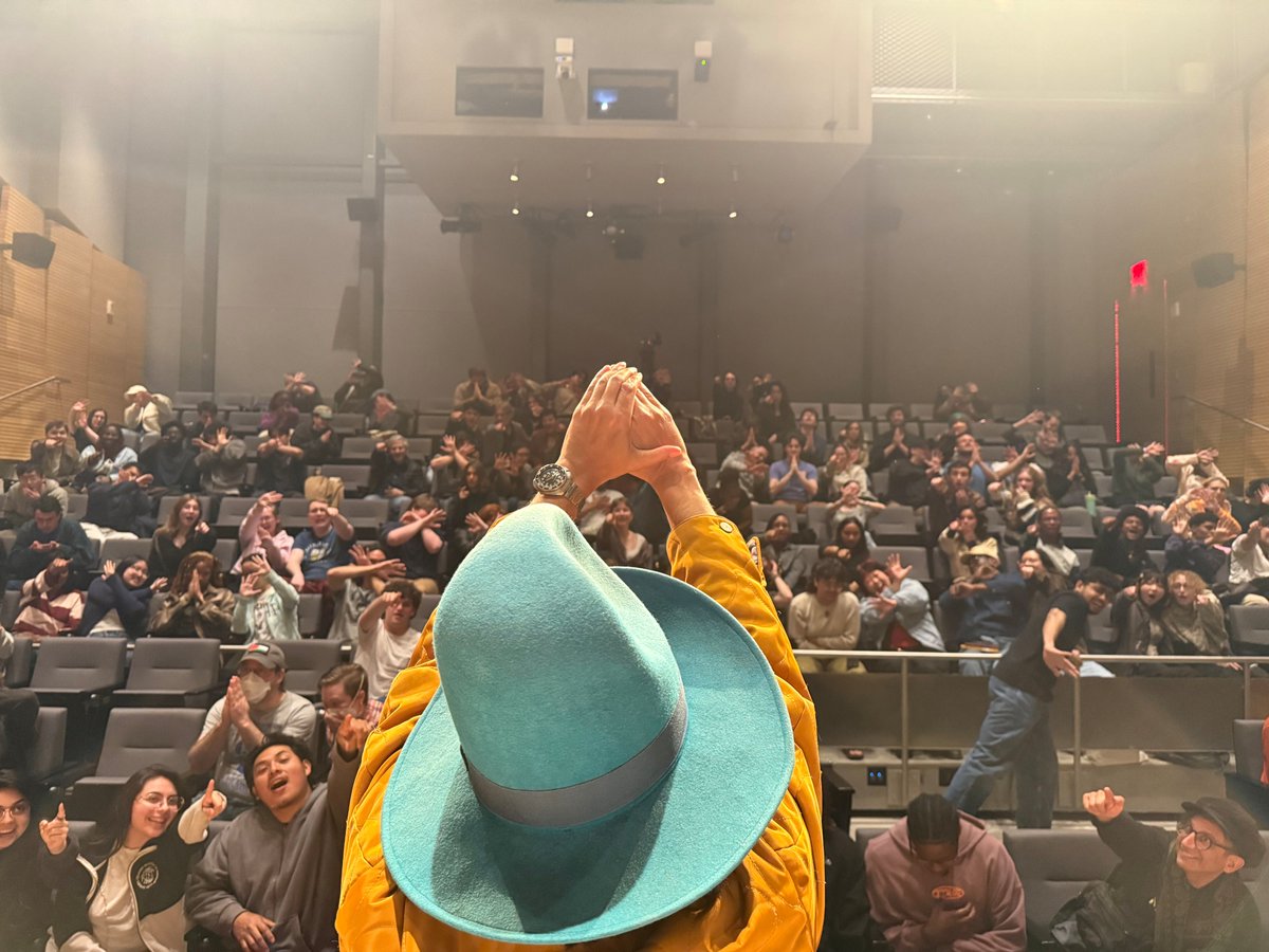 BootsRiley's tweet photo. After the I Love Boosters screening at Brown in Providence last night, I was asked "What's under the hat?" 

So I held it up for them to see. 
Many were needlessly afraid. 

I Love Boosters- in theaters May 22nd https://t.co/Lqdi2Eao9f