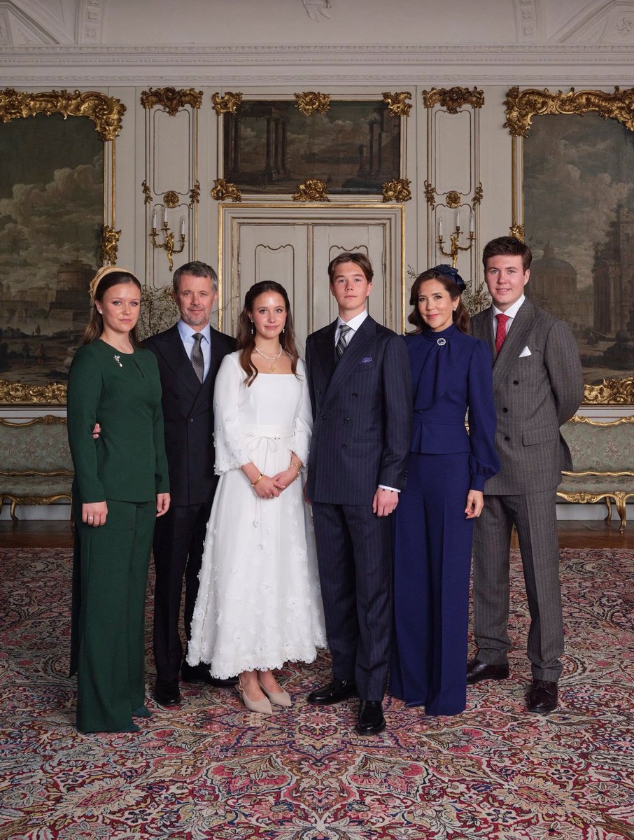 ChristinZ tweet media