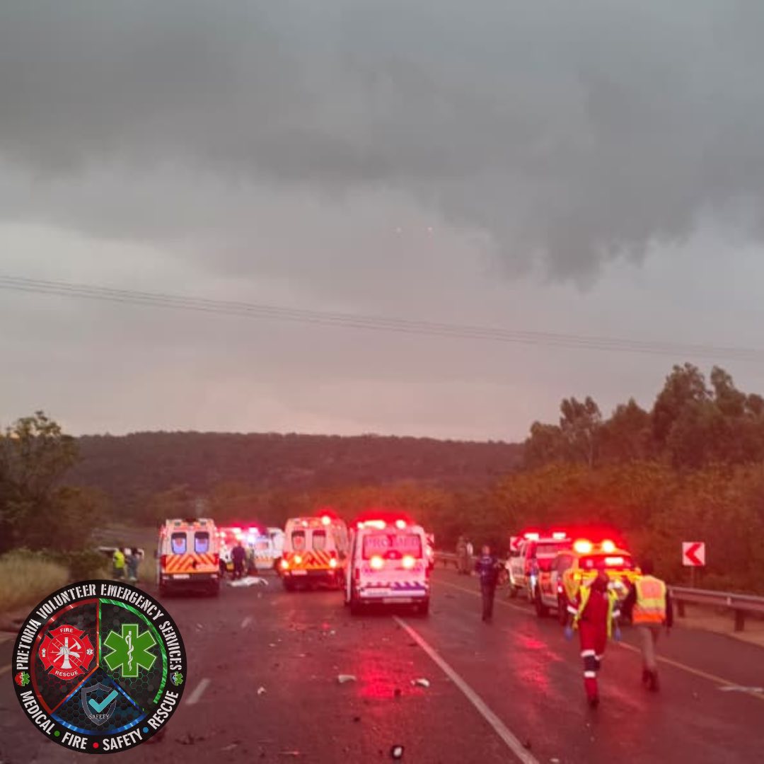 _ArriveAlive's tweet image. Mass casualty motor vehicle accident on Moloto Road

arrr.co.za/3y0BH

#ArriveAlive #RoadSafety #PVES @LiveTrafficNPC