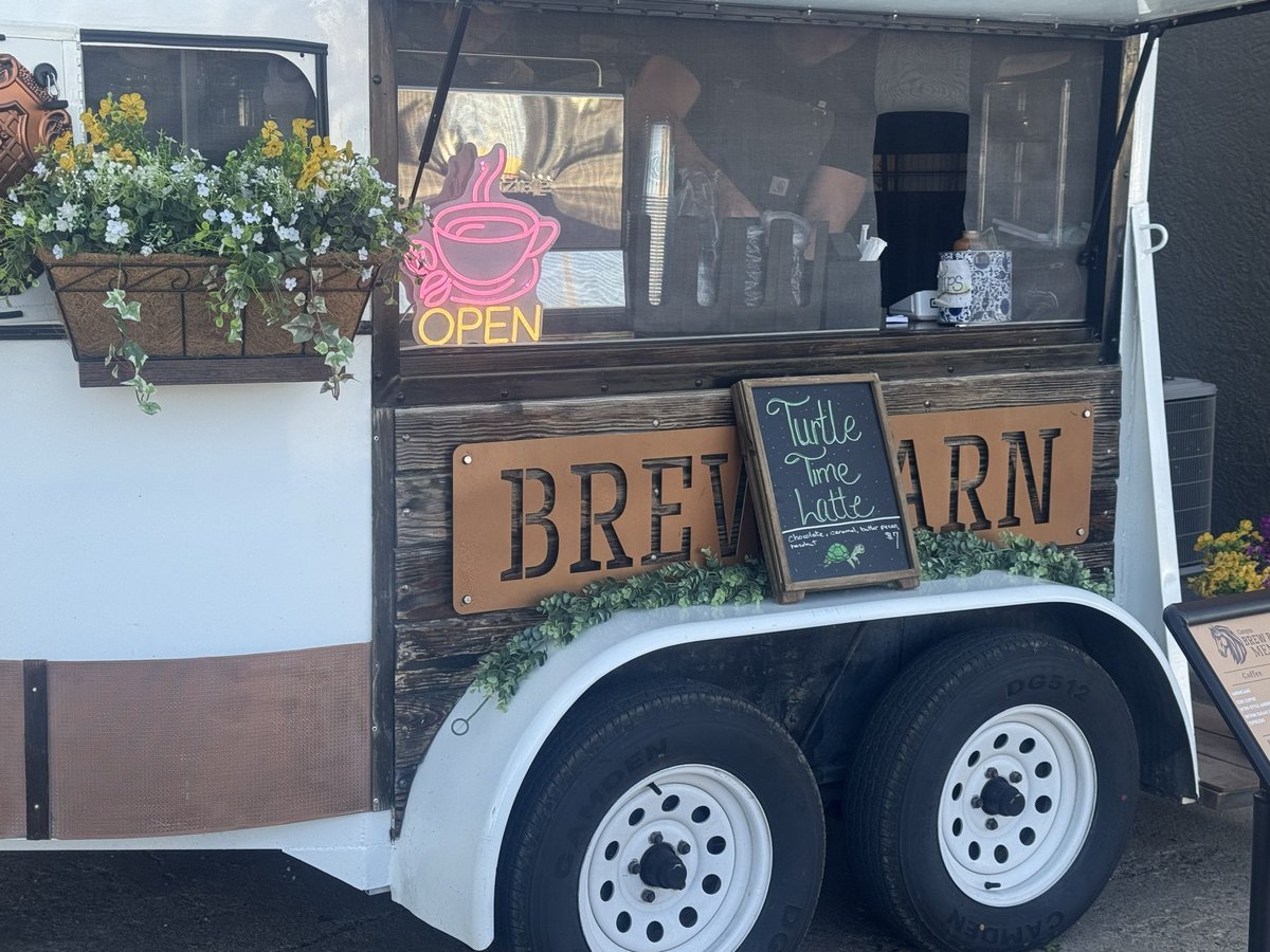 Mallorie Lyons tweet media