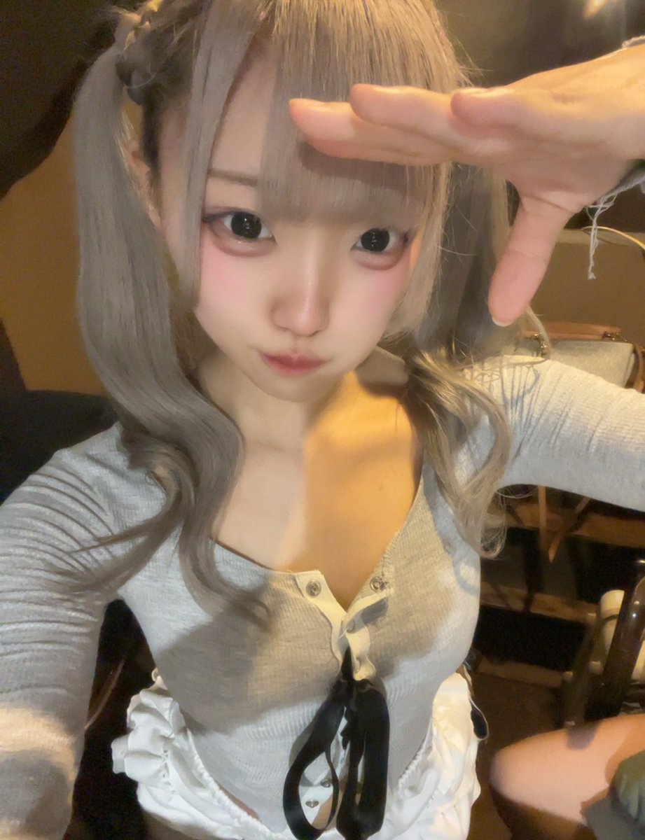 深音 にあ tweet media