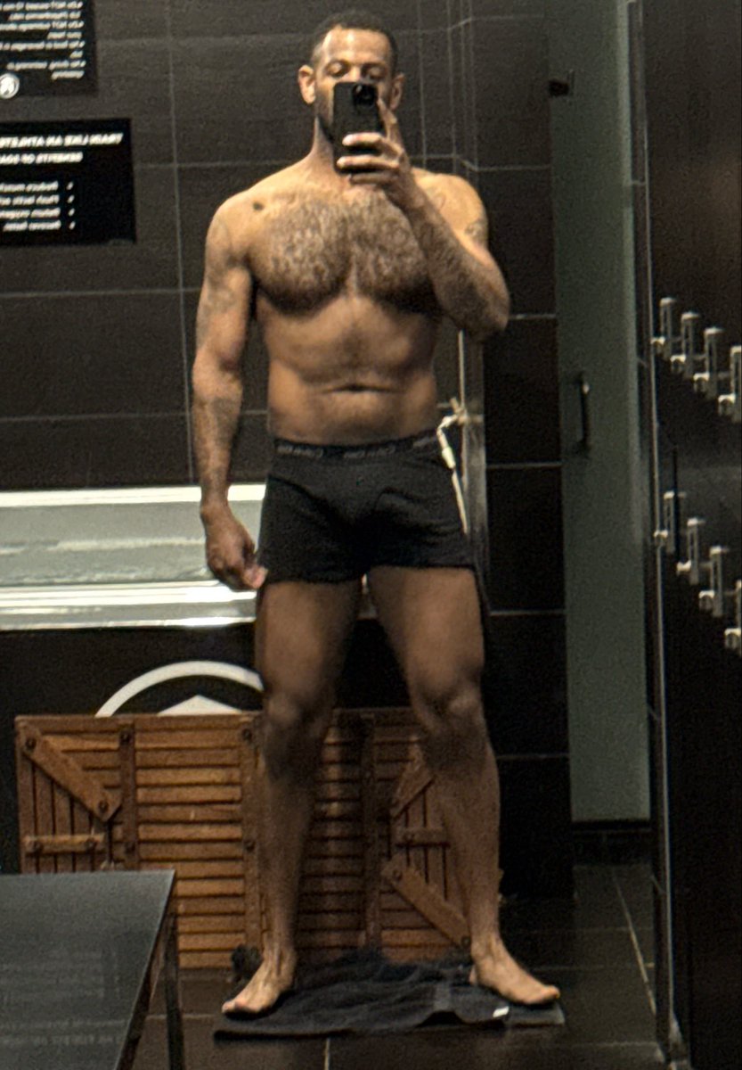 Sir Greg Tha Gawd tweet media