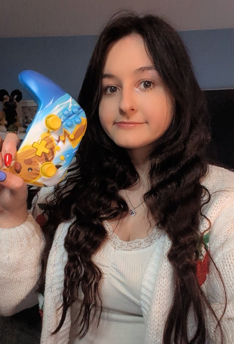 MichiPeachyy's tweet photo. Live now ✨  Community games stream 💛
https://t.co/YkoB9JQfJk https://t.co/C4SGh41U8G