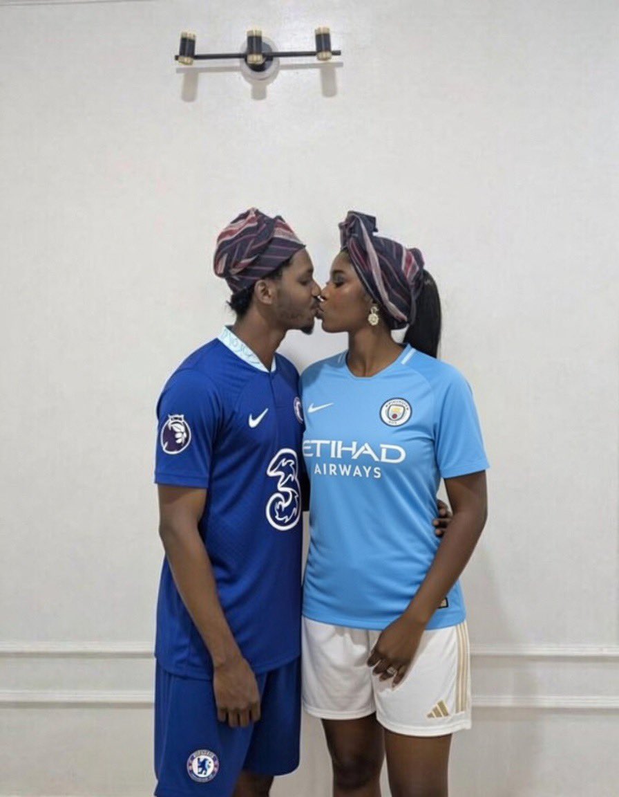 sjSoulute's tweet photo. #MCIARS

Chelsea for life. 😂 https://t.co/1Caw3rv2Zg