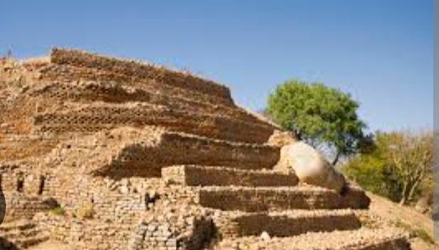 ThisAndThatSafa's tweet photo. Discover the beauty of Zimbabwe.Visit Khami Ruins near Bulawayo, highly recommended and well preserved. https://t.co/gWul5M90Xe
