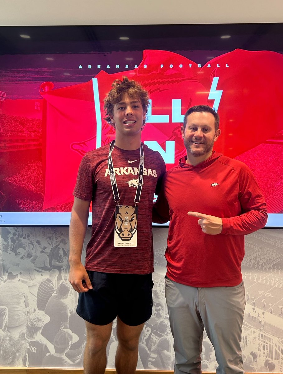 BrodieCampbell9's tweet image. Extremely blessed to receive an SEC offer to play football at the University of Arkansas!! #AGTG @tcramsey19 @MitchStewartFB @RSilverfield @RustyMansell_ @ChadSimmons_ @CoachChipWalker @brooks_barden12 @Coach_Barden2 @CoachClark