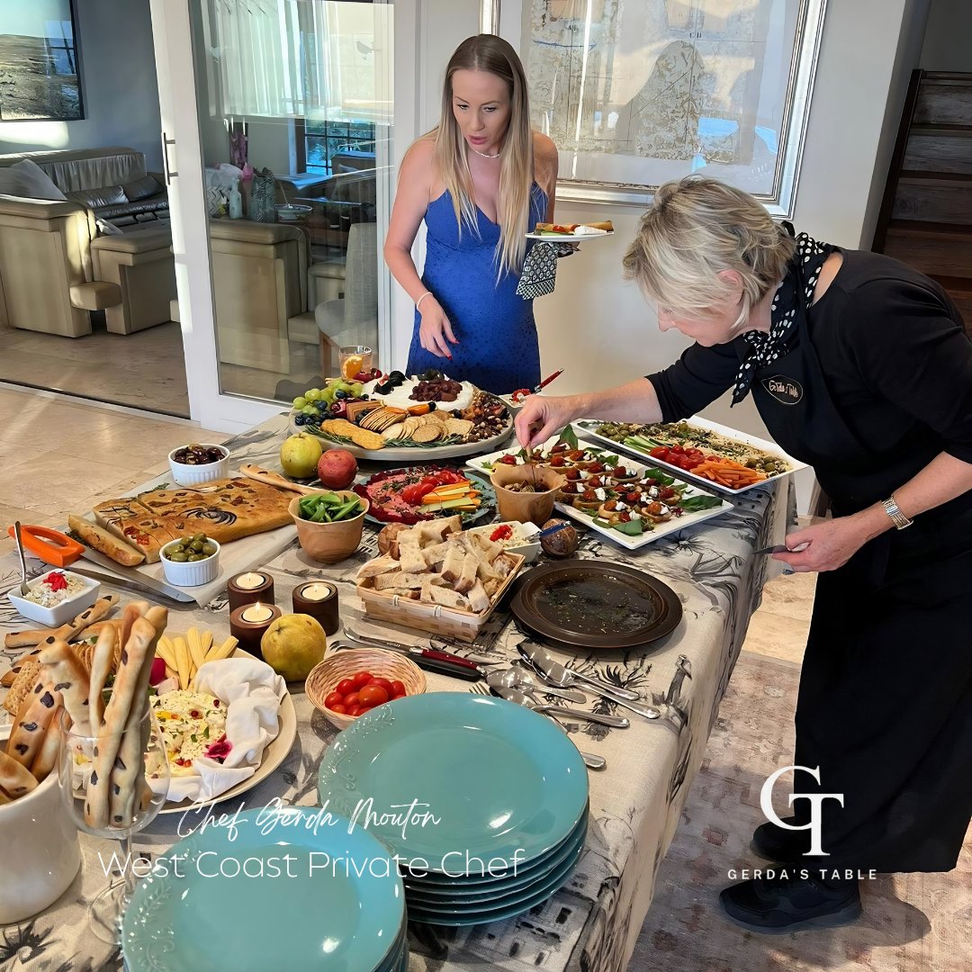 TableGerdas's tweet image. Celebrating milestones on the West Coast — from grazing tables and oysters to paella and birthday cakes. If you’re planning a birthday, anniversary, or special gathering, Gerda’s Table offers the experience.  073 319 5102  #PrivateChef #WestCoastCatering #MilestoneCelebrations